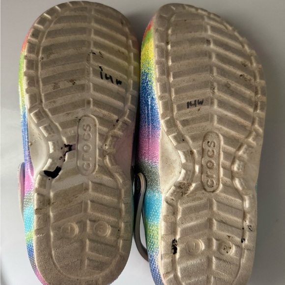 CROCS Colorful Spray Paint Kids Lined Clogs J 5 - Picture 5 of 6